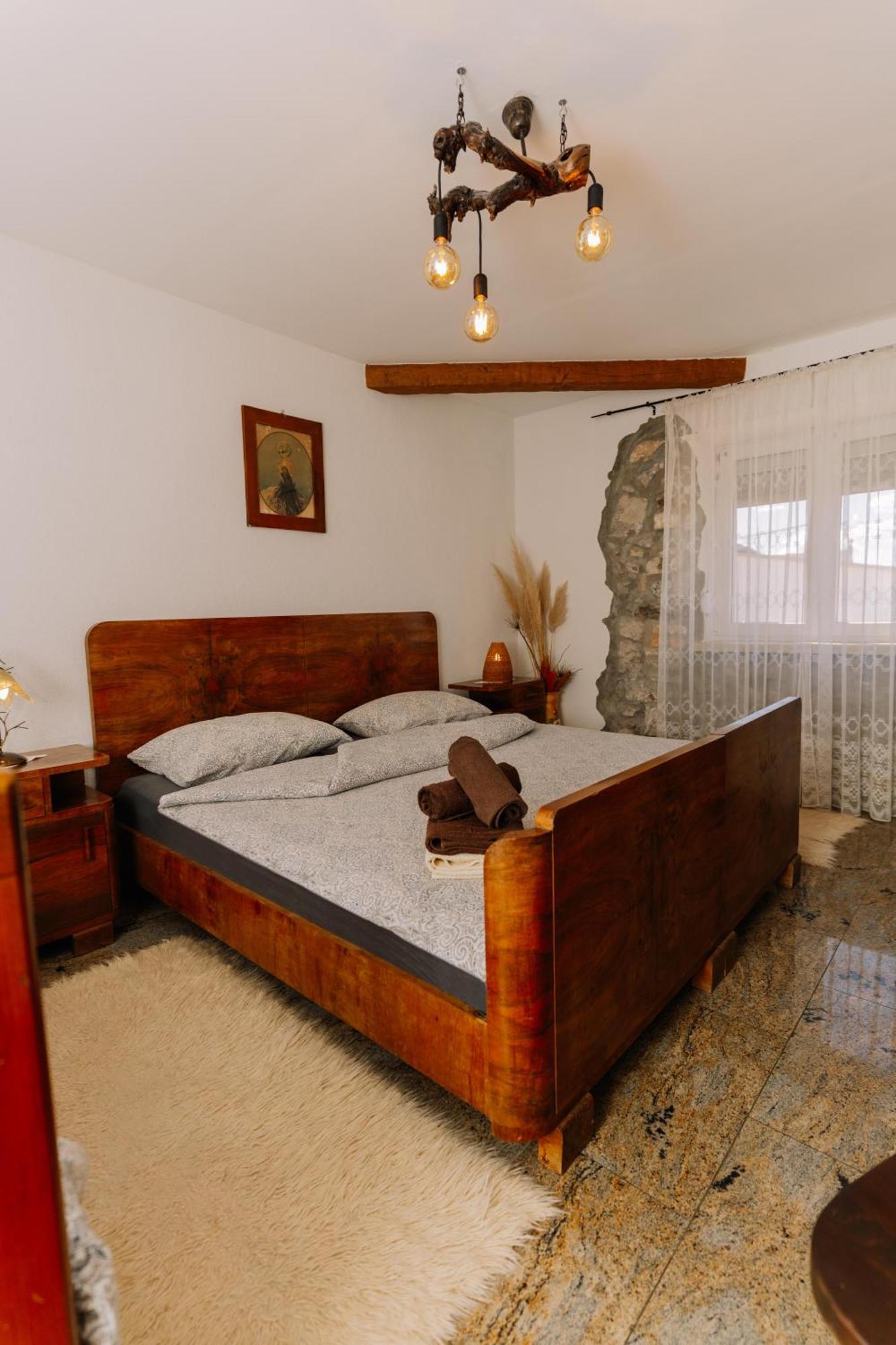 Luanas Rooms With Istrian Touch Buzet Exterior photo
