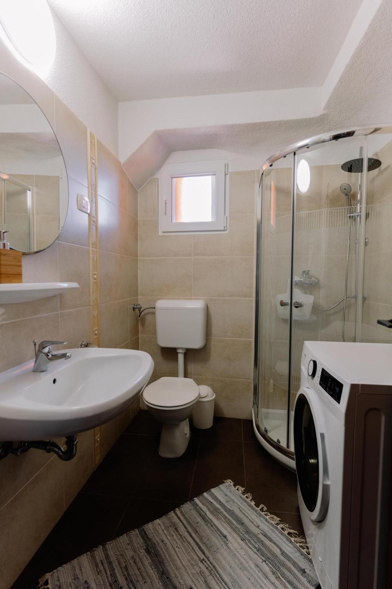 Luanas Rooms With Istrian Touch Buzet Exterior photo